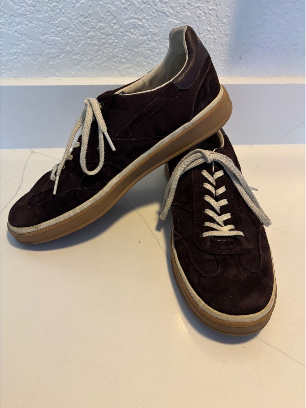 Sam Edelman burgundy suede lace up sneakers
